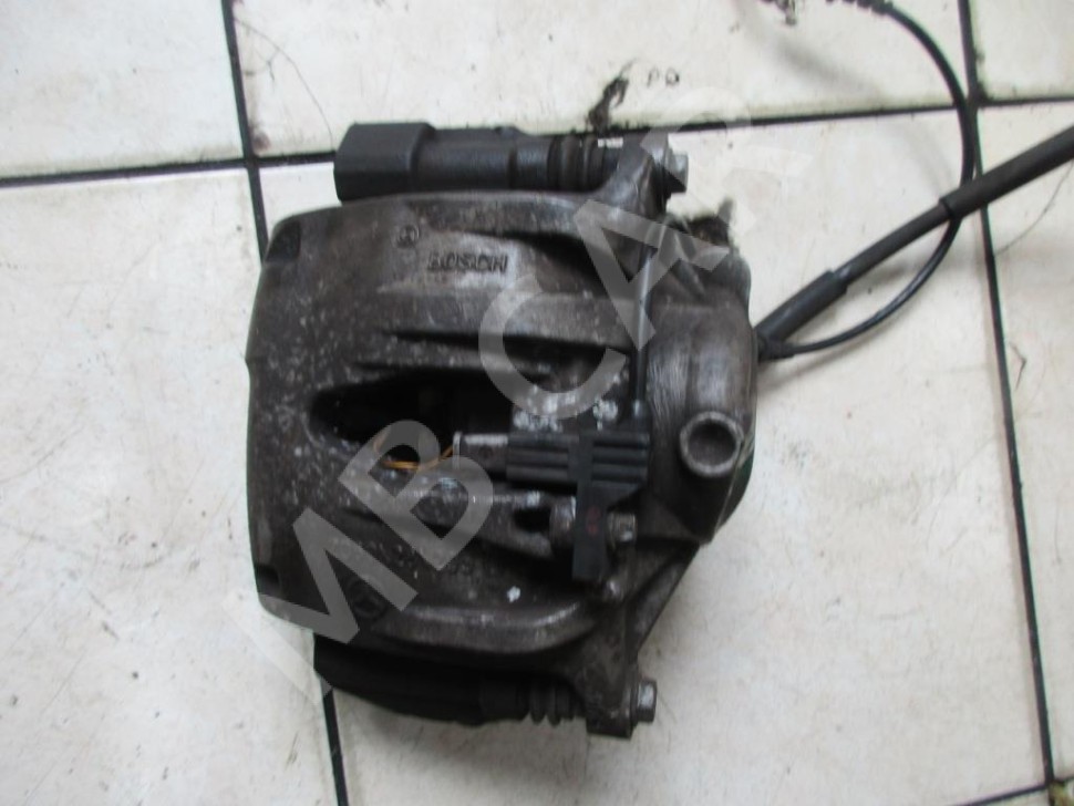 Суппорт передний левый MERCEDES-BENZ E-класс W211/S211 (2002 - 2006) фото 1 — Разборка Мерседес