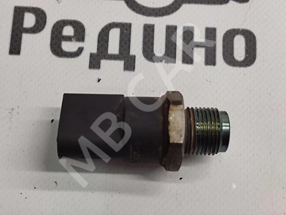 Датчик давления топлива MERCEDES-BENZ Vito W639 (2003 - 2010) фото 1 &mdash; Разборка Мерседес