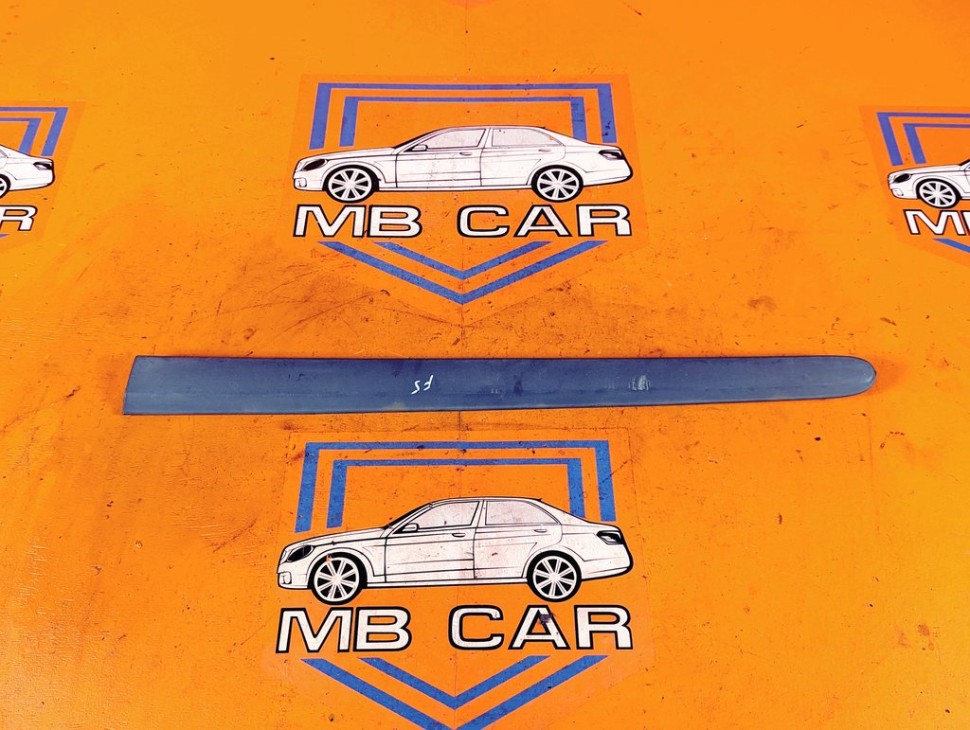 Молдинг двери MERCEDES-BENZ Viano W639 (2003 - 2010) 3.2 AT (190 л.с.) фото 1 &mdash; Разборка Мерседес