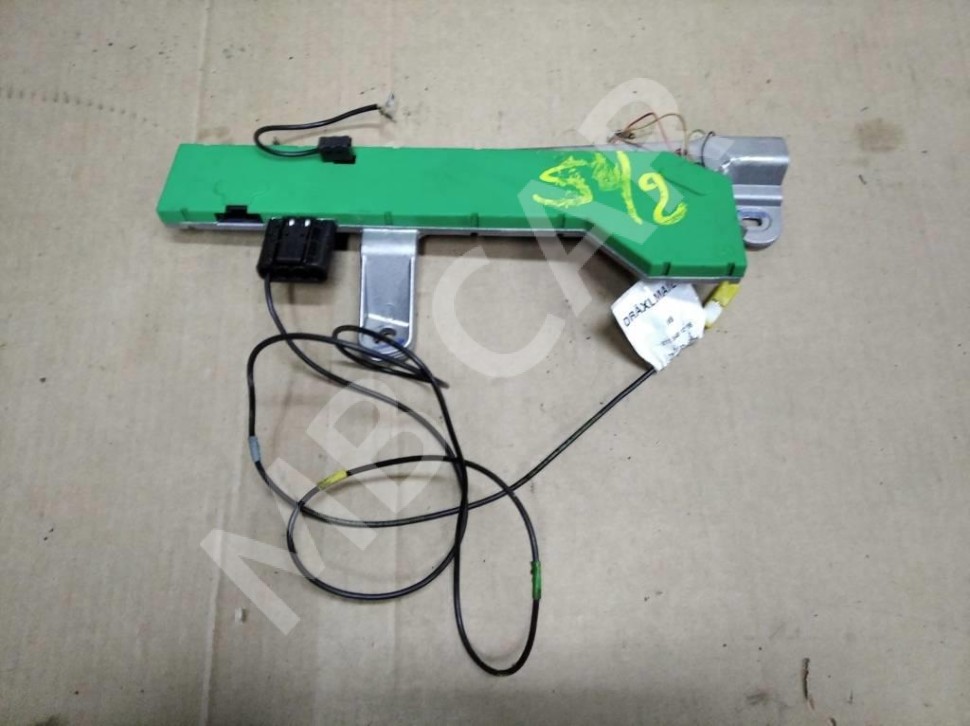 Усилитель антенны MERCEDES-BENZ E-класс W211/S211 (2002 - 2006) фото 1 &mdash; Разборка Мерседес