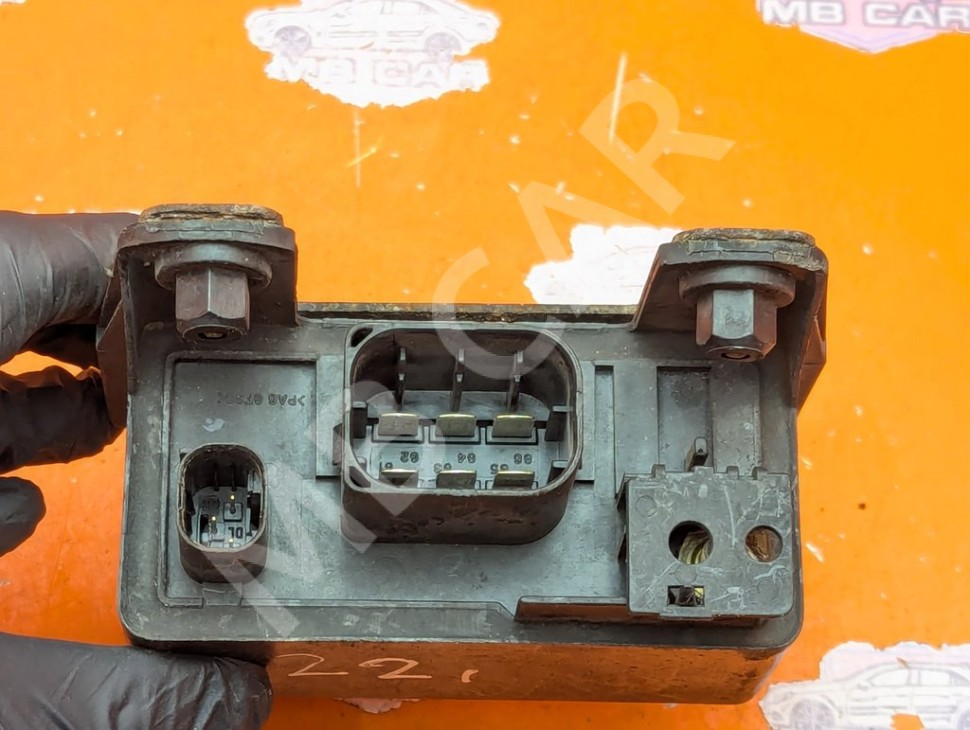 Реле свечей накала MERCEDES-BENZ M-класс W163 (1997 - 2001) фото 1 &mdash; Разборка Мерседес