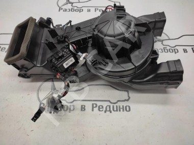 Моторчик печки MERCEDES-BENZ GLS-класс X166 (2015 - 2019) — Разборка Мерседес
