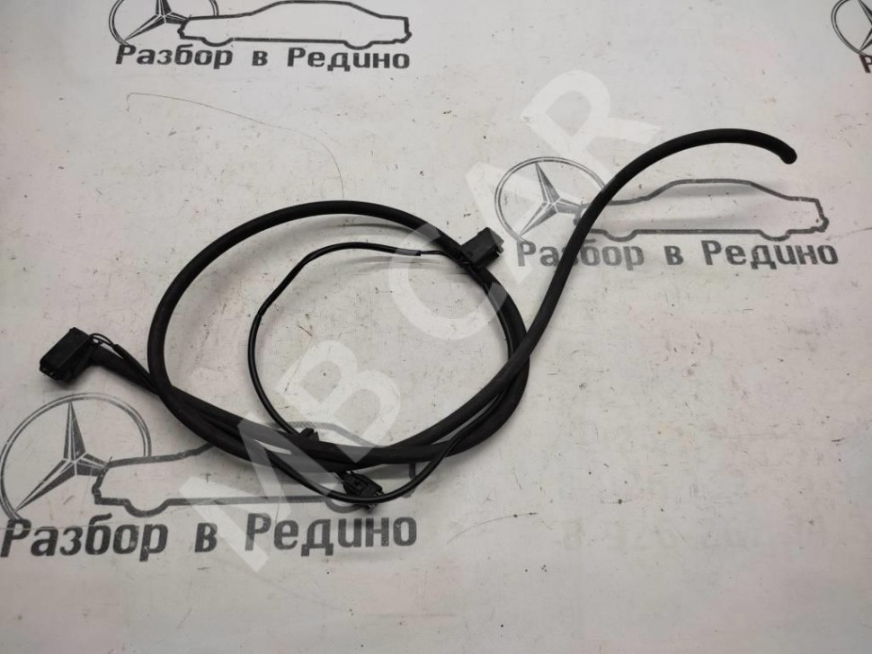 Форсунка омывателя лобового стекла MERCEDES-BENZ VANEO W414 (2001 - 2005) фото 1 &mdash; Разборка Мерседес