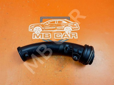 Патрубок интеркулера MERCEDES-BENZ C-класс W204/S204 (2006 - 2011) — Разборка Мерседес