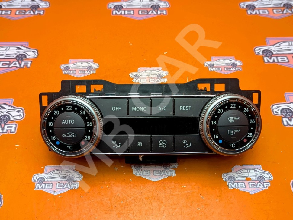 Панель управления климатом MERCEDES-BENZ C-класс W204/S204 (2006 - 2011) фото 1 — Разборка Мерседес