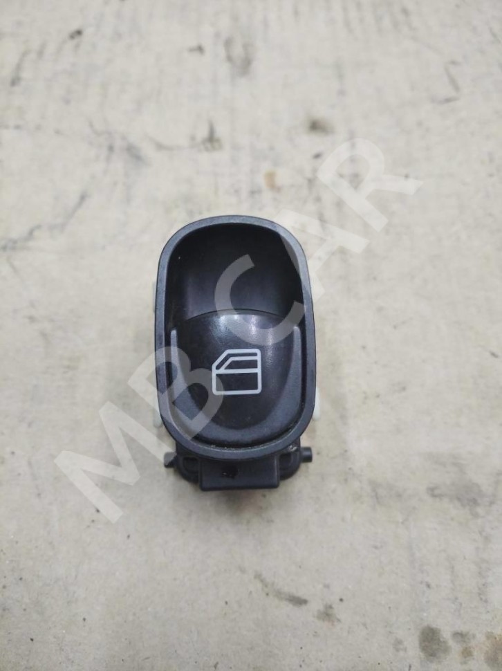 Кнопка стеклоподъемников MERCEDES-BENZ C-класс W203/S203/CL203 (2000 - 2004) фото 1 — Разборка Мерседес