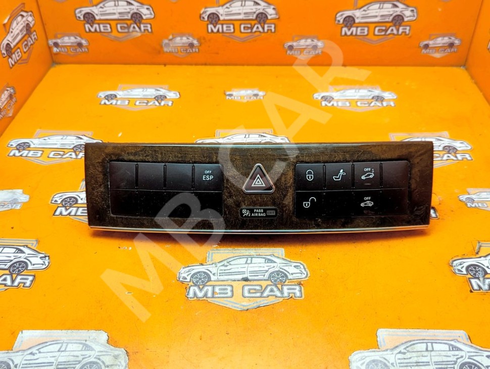 Блок кнопок MERCEDES-BENZ C-класс W203/S203/CL203 рестайлинг (2004 - 2008) фото 1 &mdash; Разборка Мерседес