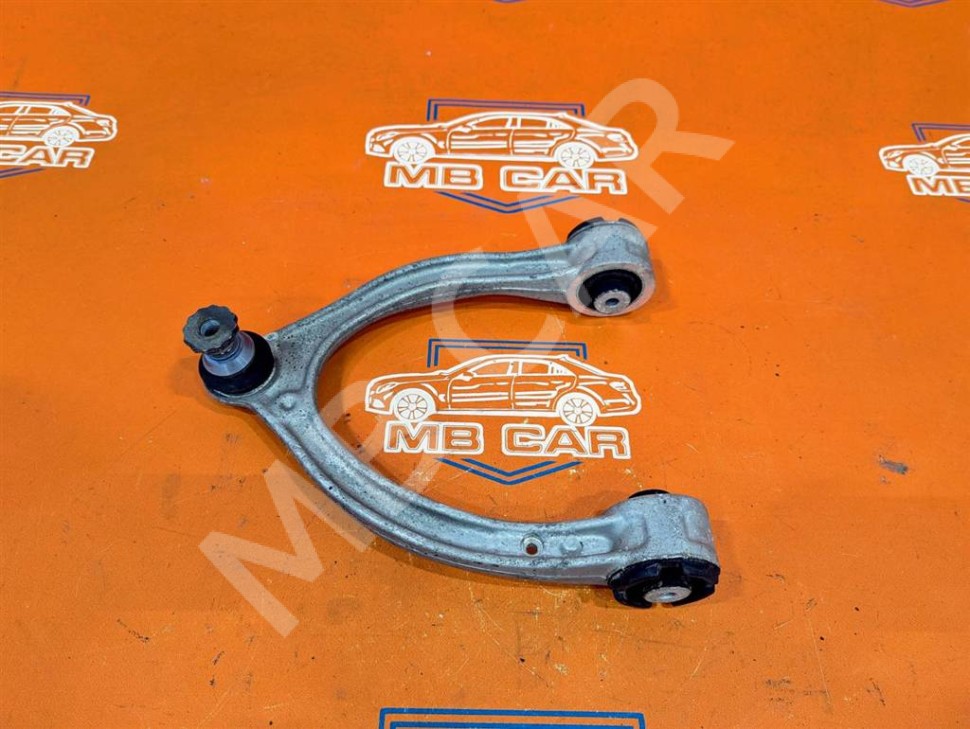Рычаг передний верхний MERCEDES-BENZ C-класс AMG W205/S205/C205/A205 (2014 - 2018) фото 1 — Разборка Мерседес