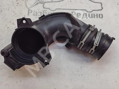 Патрубок впускного коллектора MERCEDES-BENZ E-класс W211/S211 (2002 - 2006) — Разборка Мерседес