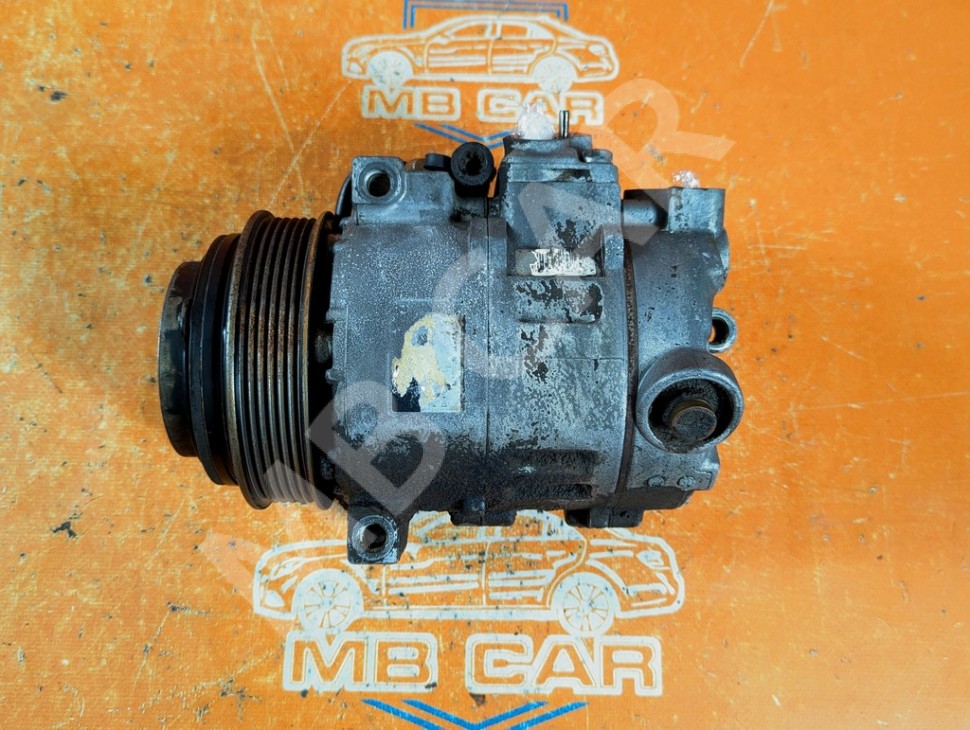 Компрессор кондиционера MERCEDES-BENZ E-класс AMG W210/S210 (1996 - 1999) фото 1 &mdash; Разборка Мерседес