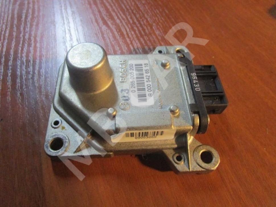 Датчик поперечного ускорения MERCEDES-BENZ S-класс W220 (1998 - 2005) фото 1 &mdash; Разборка Мерседес