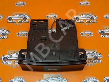 Пепельница MERCEDES-BENZ M-класс W164 (2005 - 2008) — Разборка Мерседес