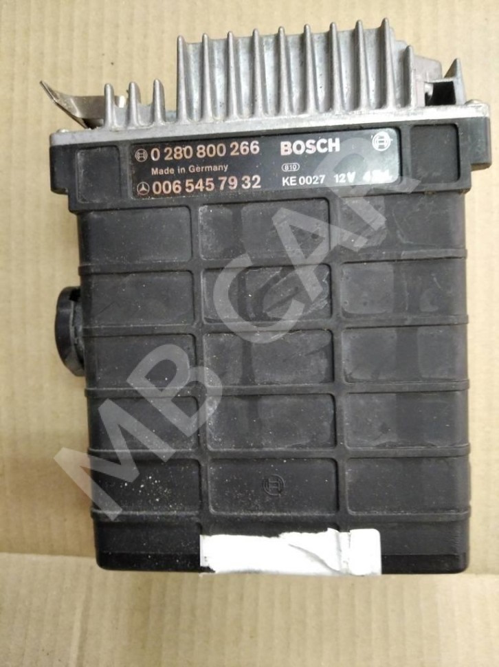 Блок управления двигателем MERCEDES-BENZ W124 W124/S124/C124/A124 (1984 - 1993) фото 1 &mdash; Разборка Мерседес