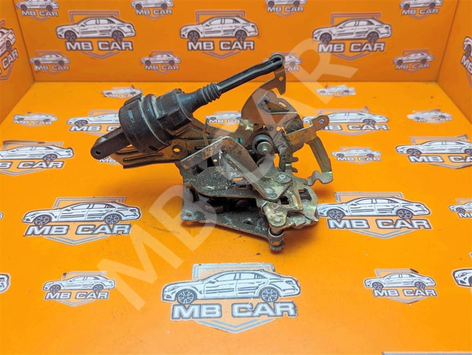 Замок двери задней левой MERCEDES-BENZ E-класс W210/S210 (1995 - 1999) фото 1 &mdash; Разборка Мерседес