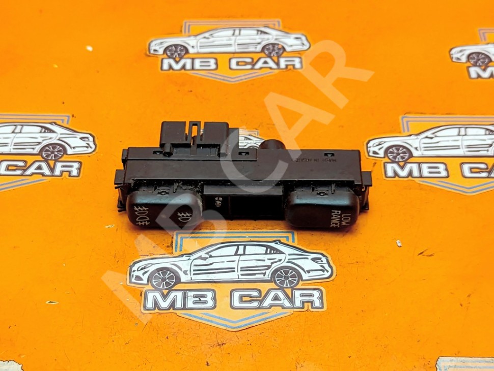 Кнопка блокировки мостов MERCEDES-BENZ M-класс W163 рестайлинг (2001 - 2005) фото 1 &mdash; Разборка Мерседес