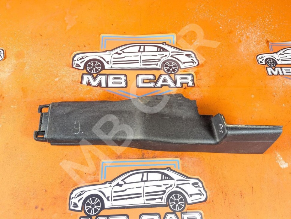 Накладка средней стойки MERCEDES-BENZ V-класс W447 (2014 - 2025) фото 1 &mdash; Разборка Мерседес