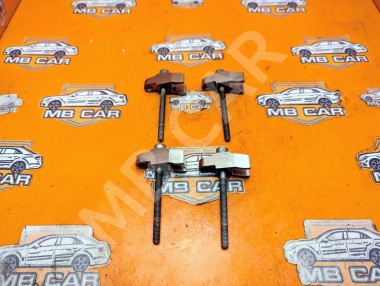 Кронштейн крепления форсунок MERCEDES-BENZ E-класс W210/S210 (1995 - 1999) &mdash; Разборка Мерседес