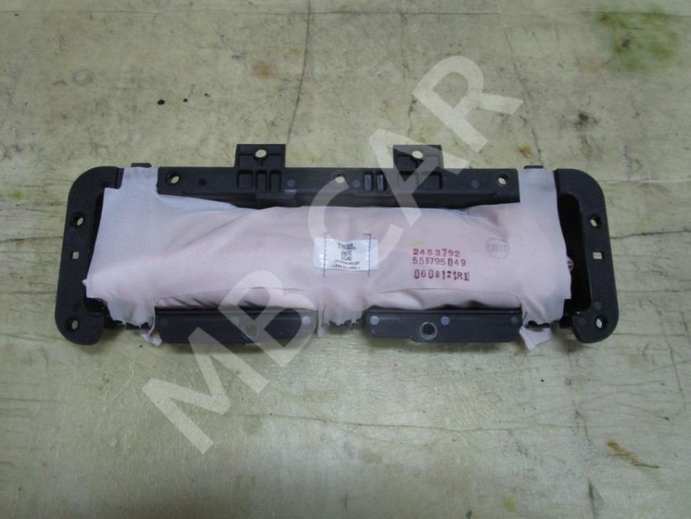 Подушка безопасности коленная MERCEDES-BENZ M-класс W166 (2011 - 2015) фото 1 &mdash; Разборка Мерседес