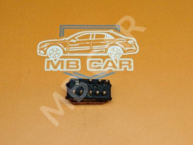 Кнопка аварийной сигнализации MERCEDES-BENZ 190 (W201) W201 (1982 - 1993) — Разборка Мерседес