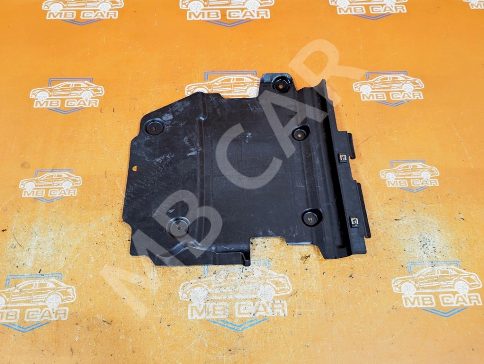 Крышка пола MERCEDES-BENZ GLE-класс W166 (2015 - 2018) фото 1 — Разборка Мерседес