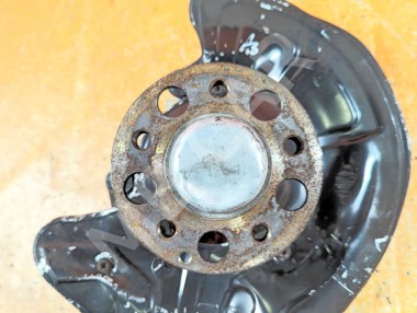 Кулак поворотный передний правый MERCEDES-BENZ E-класс W211/S211 (2002 - 2006) &mdash; Разборка Мерседес