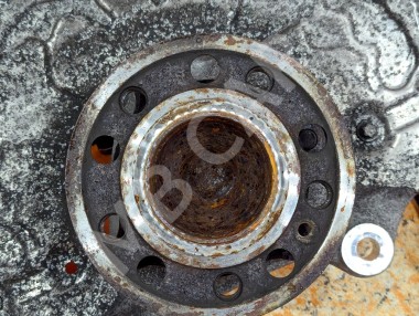 Кулак поворотный передний левый MERCEDES-BENZ E-класс W213/S213/C238/A238 (2016 - 2021) — Разборка Мерседес