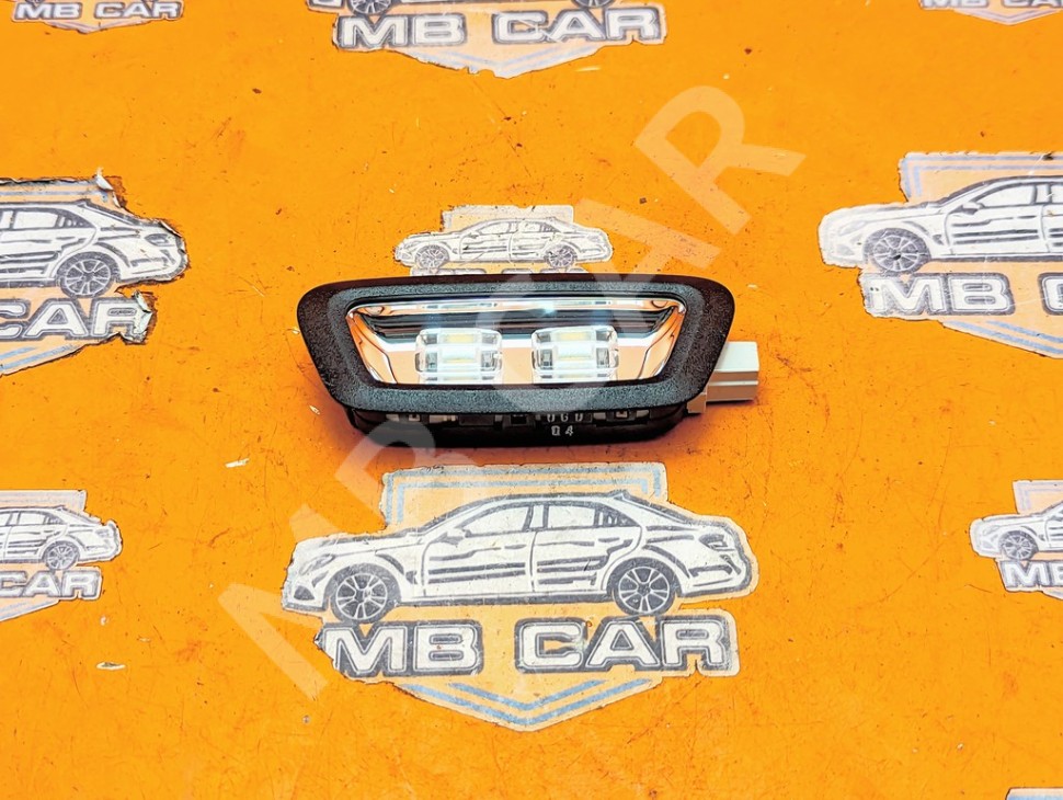 Плафон салона MERCEDES-BENZ GLC-класс X253 рестайлинг (2019 - 2025) фото 1 &mdash; Разборка Мерседес