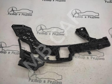 Кронштейн крепления бампера MERCEDES-BENZ C-класс W204/S204 (2006 - 2011) — Разборка Мерседес