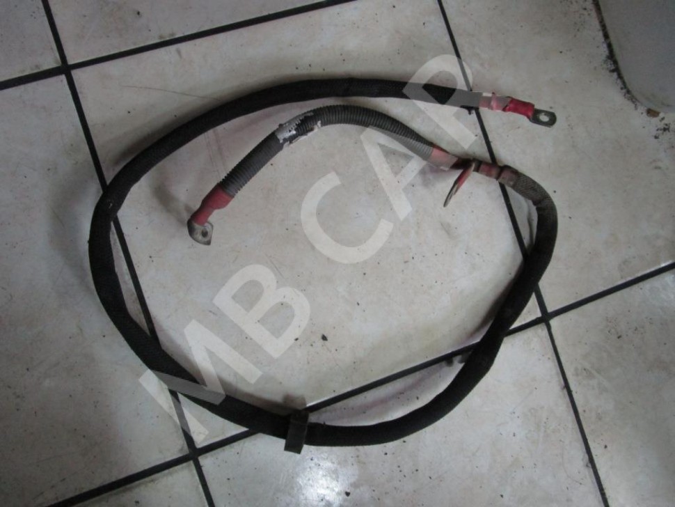 Провод плюсовой MERCEDES-BENZ R-класс W251 (2005 - 2007) фото 1 &mdash; Разборка Мерседес