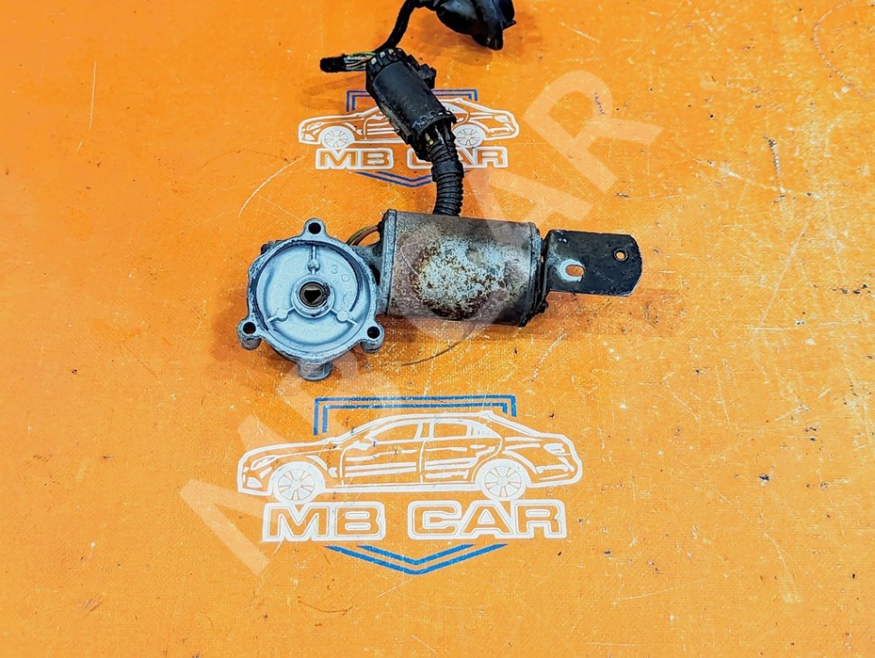 Моторчик раздаточной коробки MERCEDES-BENZ M-класс W163 рестайлинг (2001 - 2005) фото 1 &mdash; Разборка Мерседес