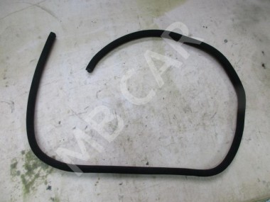 Уплотнитель дверного проема ( на кузове ) MERCEDES-BENZ CL-класс AMG C216 рестайлинг (2010 - 2014) — Разборка Мерседес