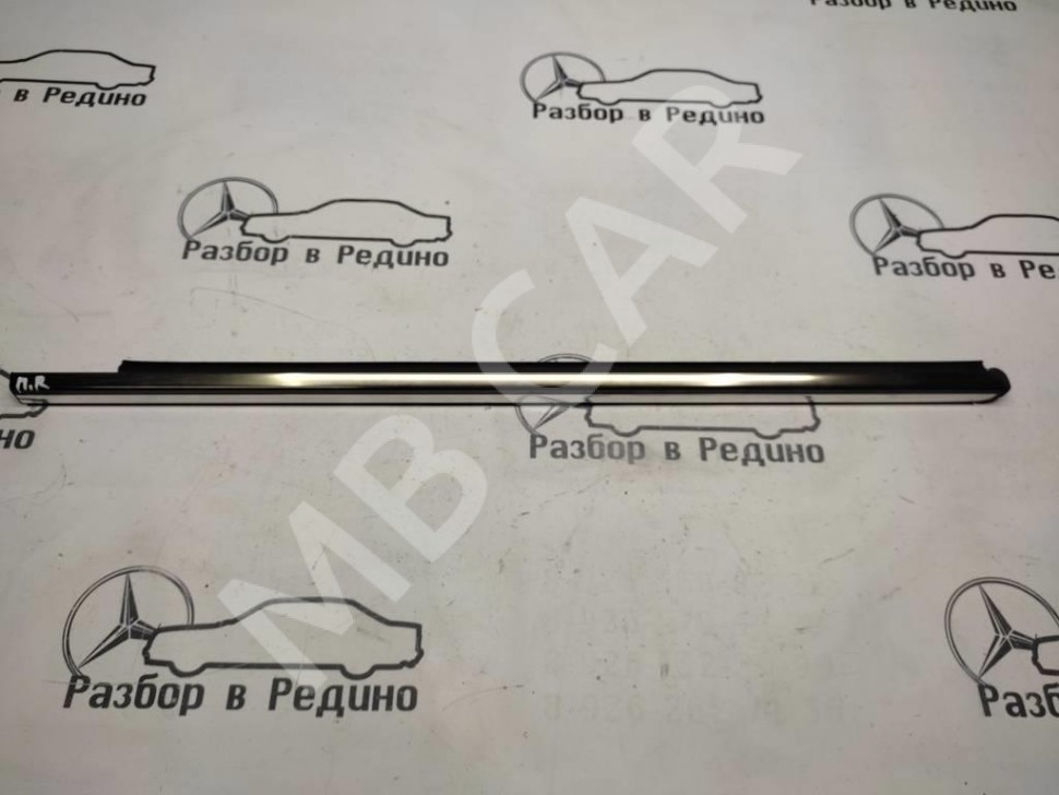Молдинг стекла двери MERCEDES-BENZ S-класс W220 (1998 - 2005) фото 1 — Разборка Мерседес