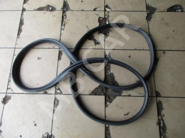 Уплотнитель крышки багажника MERCEDES-BENZ GL-класс X164 (2006 - 2009) — Разборка Мерседес