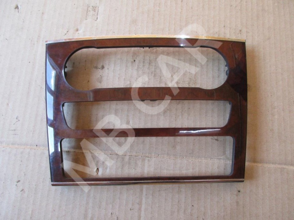 Накладка блока климата MERCEDES-BENZ M-класс W164 (2005 - 2008) фото 1 — Разборка Мерседес