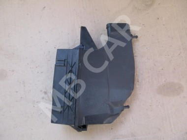 Корпус воздушного фильтра MERCEDES-BENZ CLS-класс C218/X218 (2010 - 2014) — Разборка Мерседес