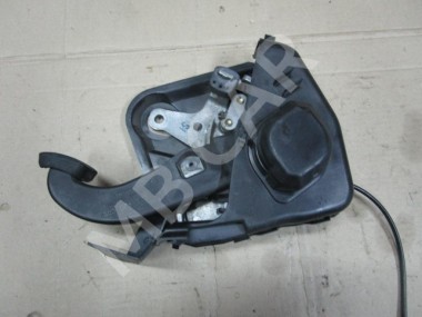 Педаль ручника MERCEDES-BENZ C-класс W203/S203/CL203 рестайлинг (2004 - 2008) — Разборка Мерседес