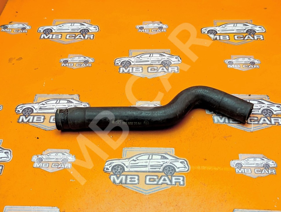 Патрубок ОЖ MERCEDES-BENZ CLK-класс C208/W208 (1997 - 2000) фото 1 — Разборка Мерседес
