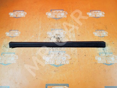 Накладка порога внутренняя MERCEDES-BENZ CLK-класс C209/W209 (2002 - 2005) &mdash; Разборка Мерседес