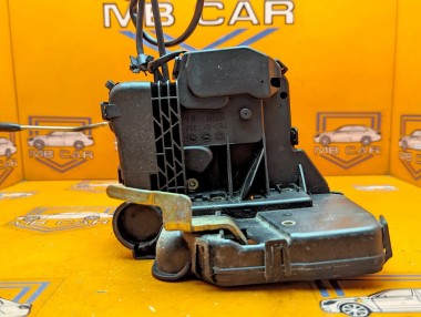 Замок двери передней правой MERCEDES-BENZ E-класс W211/S211 (2002 - 2006) E 320 CDI 3.2 AT (204 л.с.) &mdash; Разборка Мерседес
