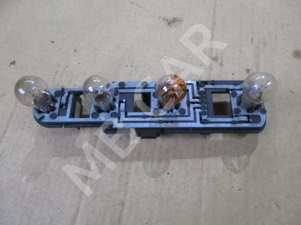 Плата заднего фонаря MERCEDES-BENZ M-класс W163 (1997 - 2001) фото 1 — Разборка Мерседес