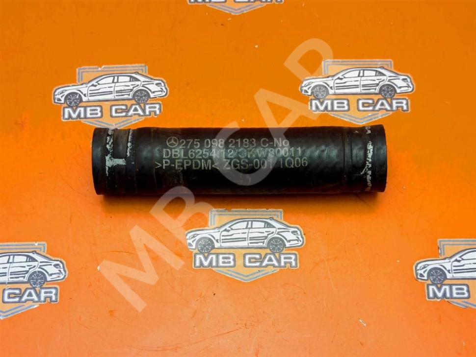 Патрубок ОЖ MERCEDES-BENZ S-класс W221 рестайлинг (2009 - 2013) фото 1 — Разборка Мерседес