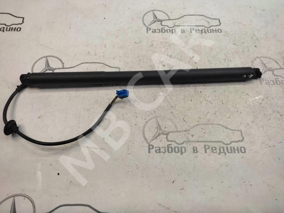 Амортизатор крышки багажника MERCEDES-BENZ GLE-класс W166 (2015 - 2018) фото 1 — Разборка Мерседес