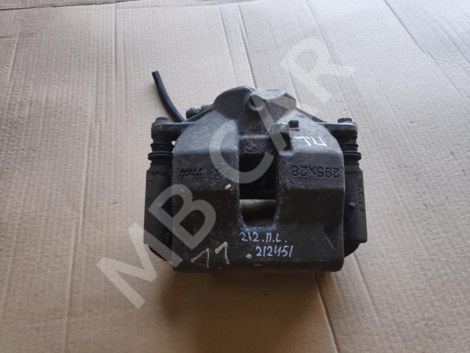 Суппорт передний левый MERCEDES-BENZ E-класс W212/S212/C207/A207 (2009 - 2013) фото 1 — Разборка Мерседес