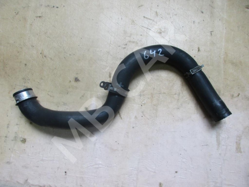 Патрубок радиатора MERCEDES-BENZ Sprinter W906 (2006 - 2019) фото 1 &mdash; Разборка Мерседес