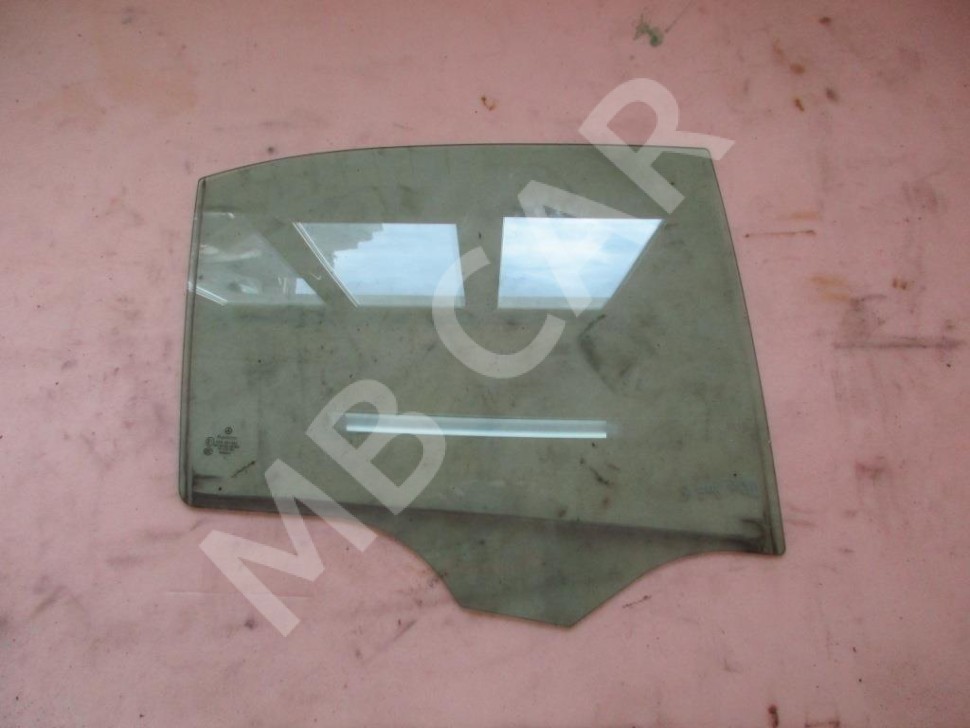 Стекло заднее правое MERCEDES-BENZ C-класс W204/S204 (2006 - 2011) фото 1 — Разборка Мерседес