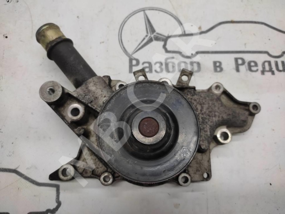 Помпа MERCEDES-BENZ Vito W638 (1996 - 2003) фото 1 — Разборка Мерседес