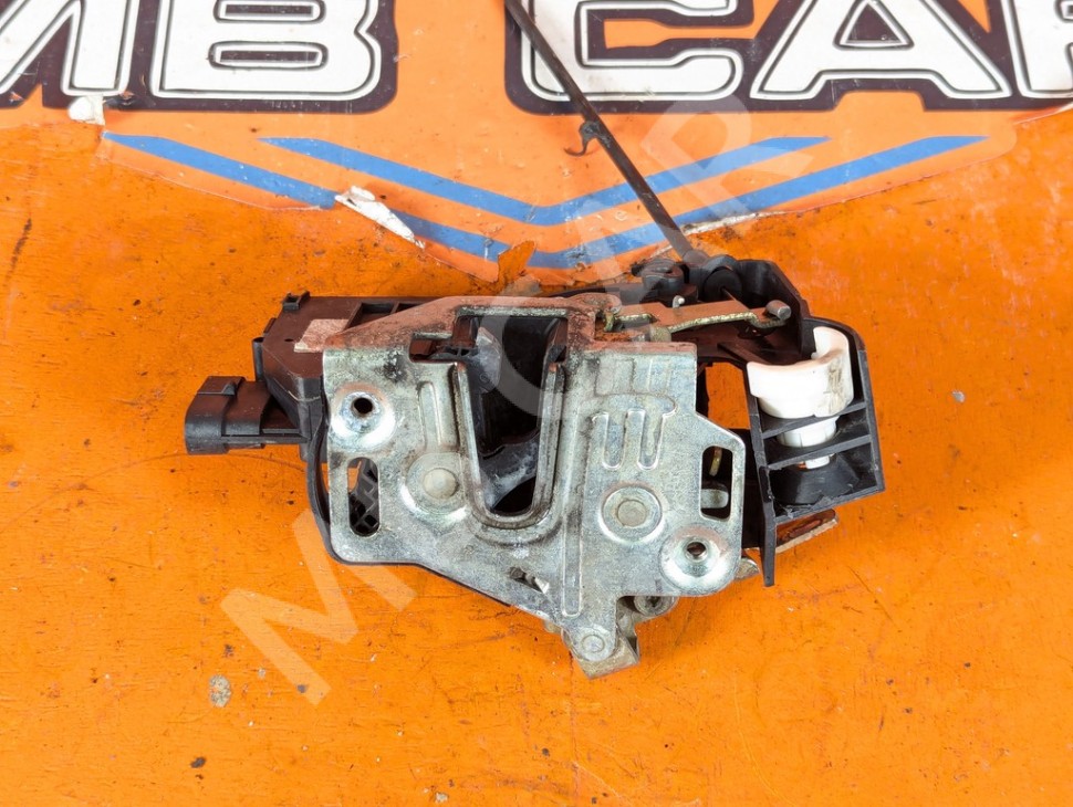 Замок двери передней правой MERCEDES-BENZ M-класс W163 (1997 - 2001) фото 1 &mdash; Разборка Мерседес