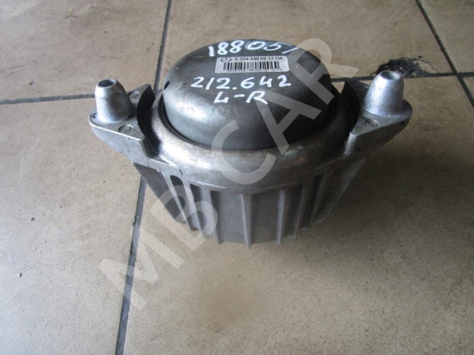 Опора двигателя MERCEDES-BENZ E-класс W212/S212/C207/A207 (2009 - 2013) фото 1 — Разборка Мерседес