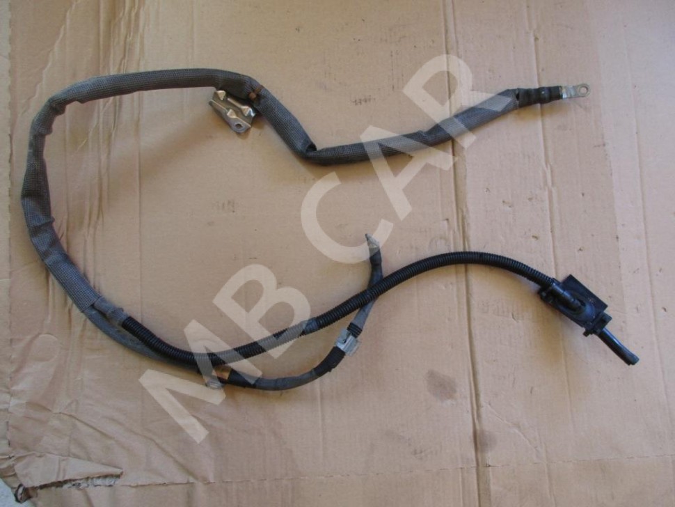 Провод стартера MERCEDES-BENZ C-класс AMG W204/S204/С204 рестайлинг (2011 - 2015) фото 1 — Разборка Мерседес