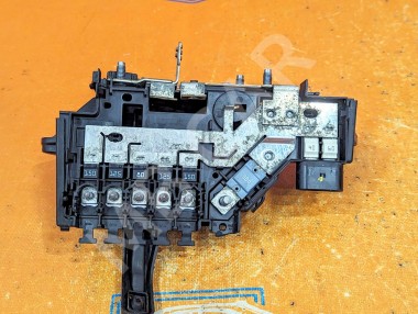 Блок предохранителей MERCEDES-BENZ C-класс W205/S205/C205/A205 (2014 - 2018) — Разборка Мерседес